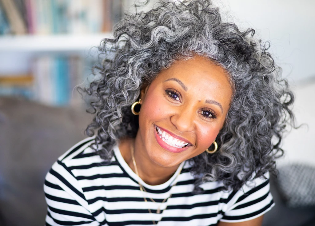 Caps Brow Lift Woman with Grey Hair